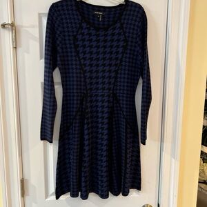 Ladies Size Large Ellen Tracy Navy Houndstooth Long Sleeve Dress GUC